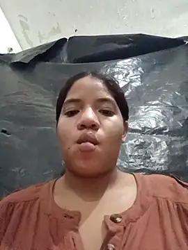Kelsie Williams online show from April 8, 6:48 am