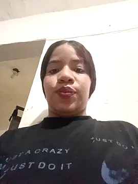 Kelsie Williams online show from March 29, 1:40 am