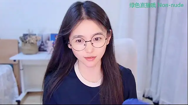 Snapshot of CN-Babycat chatting on July 8, 3:34 pm CN-Babycat online show from July 8, 3:34 pm