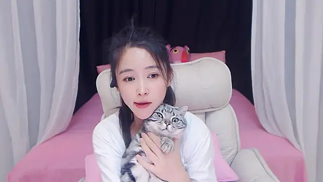 CN-Babycat online show from November 12, 2:21 pm