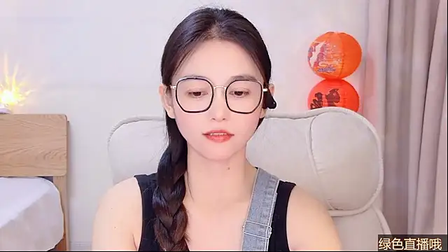 Snapshot of CN-Babycat chatting on February 9, 4:21 am CN-Babycat online show from February 9, 4:21 am