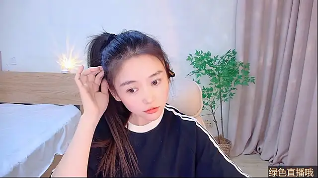 Snapshot of CN-Babycat chatting on January 18, 4:21 pm CN-Babycat online show from January 18, 4:21 pm