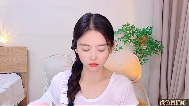 Snapshot of CN-Babycat chatting on February 4, 3:56 am CN-Babycat online show from February 4, 3:56 am