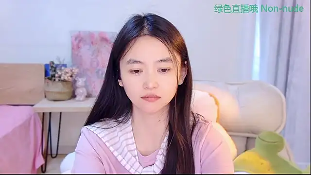 Snapshot of CN-Babycat chatting on June 10, 3:19 am CN-Babycat online show from June 10, 3:19 am