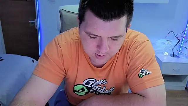 Snapshot of JasonJacks chatting on July 11, 3:56 pm JasonJacks online show from July 11, 3:56 pm