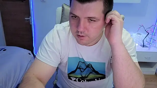Snapshot of JasonJacks chatting on July 8, 3:41 am JasonJacks online show from July 8, 3:41 am