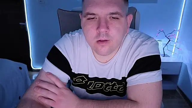 JasonJacks online show from May 12, 2:30 am