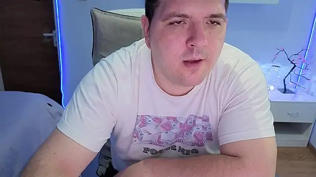 Snapshot of JasonJacks chatting on July 3, 3:57 am JasonJacks online show from July 3, 3:57 am