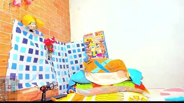 yonsol abril online show from September 26, 5:53 pm