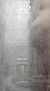 Snapshot of luluzinha29 chatting on January 11, 1:37 am luluzinha29 online show from January 11, 1:37 am