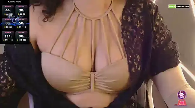 Snapshot of Lush_puja chatting on March 5, 7:16 am Lush puja online show from March 5, 7:16 am