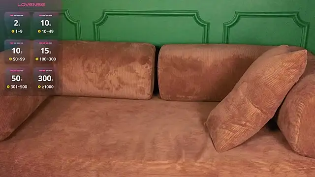 Snapshot of DarkErica chatting on December 22, 1:11 pm DarkErica online show from December 22, 1:11 pm