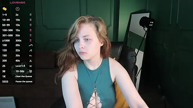 DarkErica online show from March 31, 1:24 pm