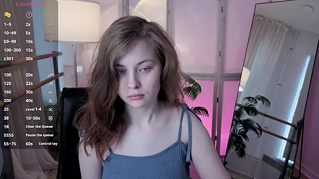 Snapshot of DarkErica chatting on February 18, 1:18 pm DarkErica online show from February 18, 1:18 pm