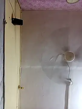 sunita-doll online show from December 18, 3:38 pm