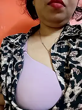 sunita-doll online show from September 26, 1:45 am