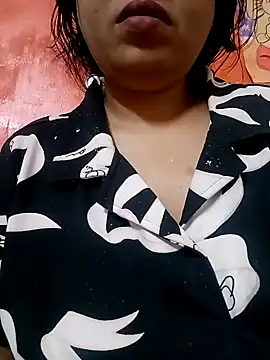 sunita-doll online show from December 3, 1:39 am