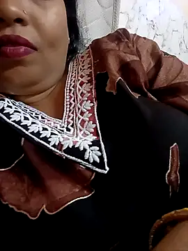 sunita-doll online show from December 21, 10:17 am