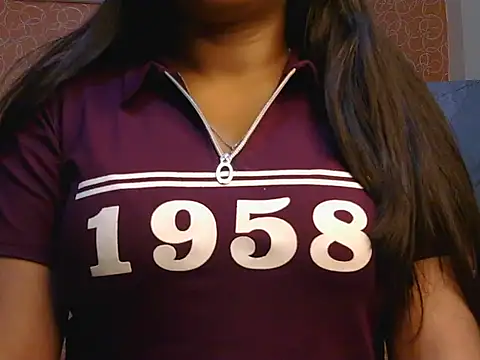 hot  surbhi online show from March 27, 1:56 pm
