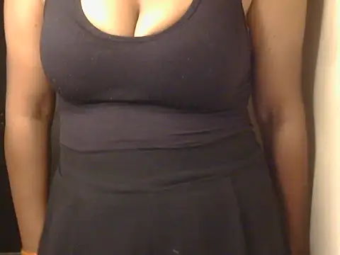 hot  surbhi online show from June 2, 4:40 pm