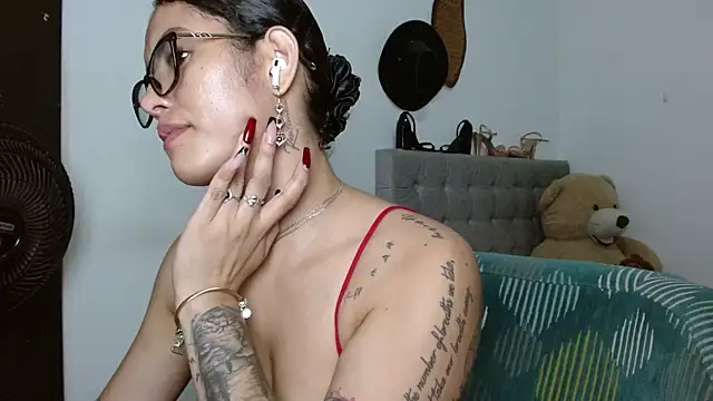 Sexy Lia  online show from June 24, 12:20 am