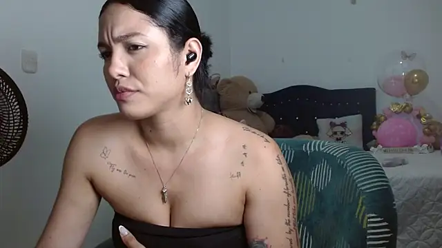 Sexy Lia  online show from February 10, 1:59 am