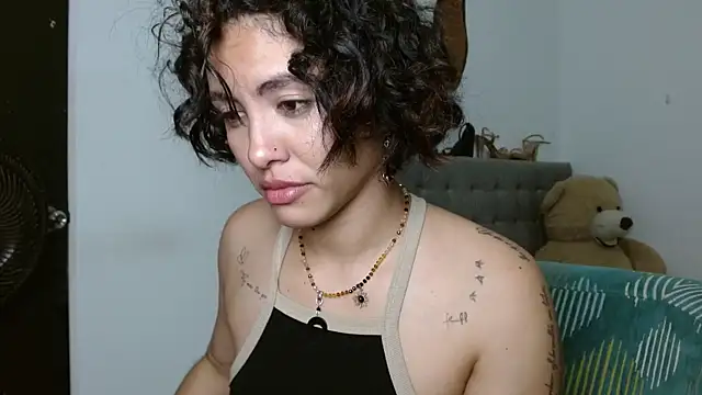Sexy Lia  online show from June 18, 3:05 am