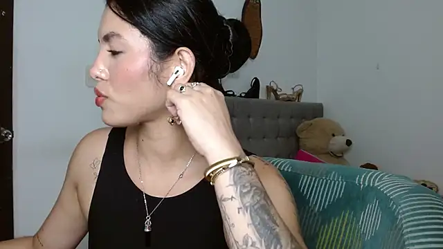 Sexy Lia  online show from July 10, 2:33 am