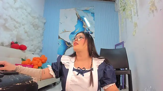 Danniela18  online show from April 24, 12:18 pm