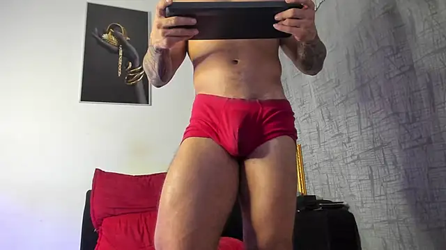 vincent carusso94 online show from March 31, 12:29 pm