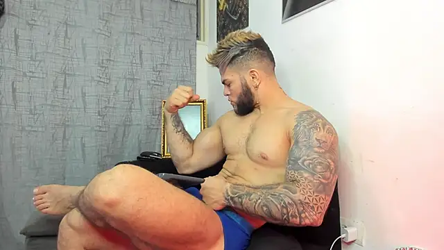 vincent carusso94 online show from October 29, 3:38 am