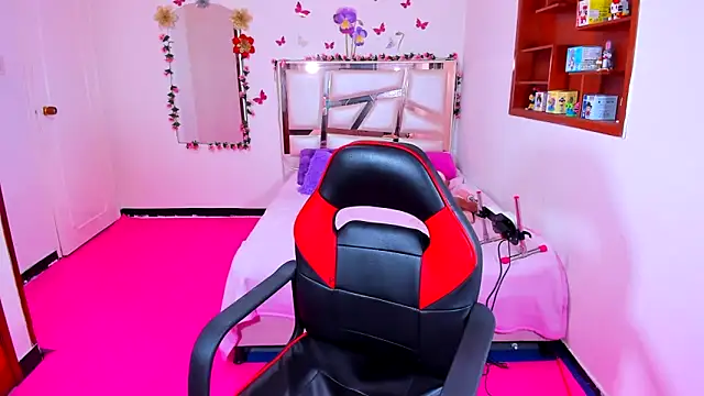 perlabeautiful online show from February 28, 12:43 am