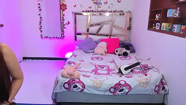 perlabeautiful online show from November 22, 12:54 am