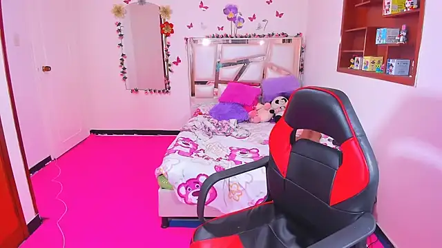 perlabeautiful online show from February 21, 12:12 am