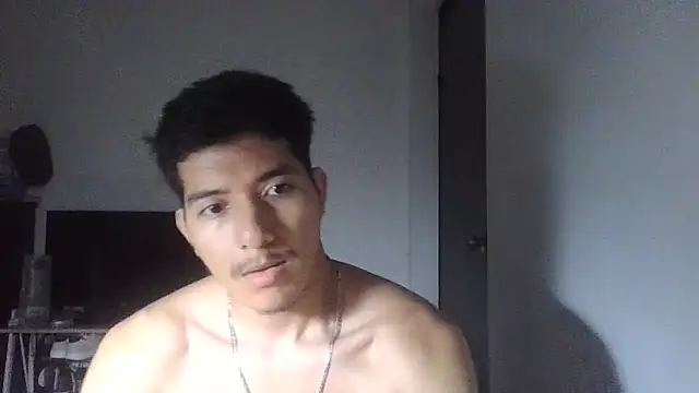 AlexP457 online show from April 16, 12:33 am