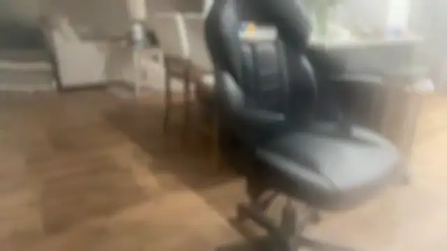 heavyhitta83 online show from December 16, 12:26 am