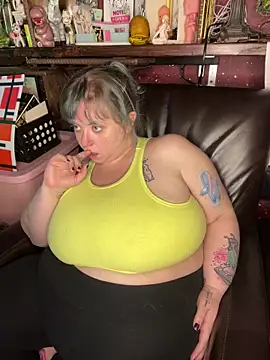 SleazeLouize online show from February 13, 4:54 am