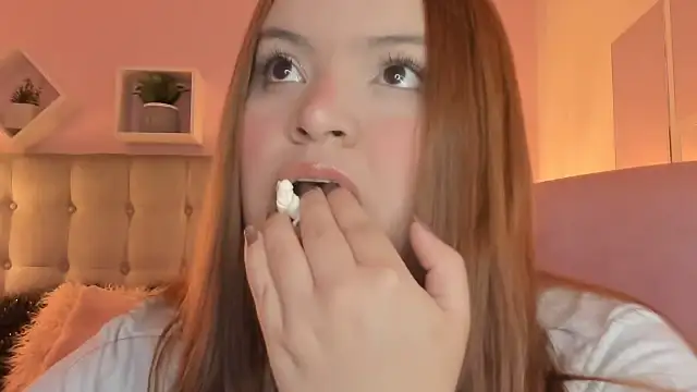 melanie hh online show from November 25, 4:02 am