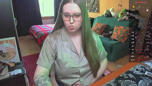 Alice Dreamgirl  online show from March 15, 10:44 am