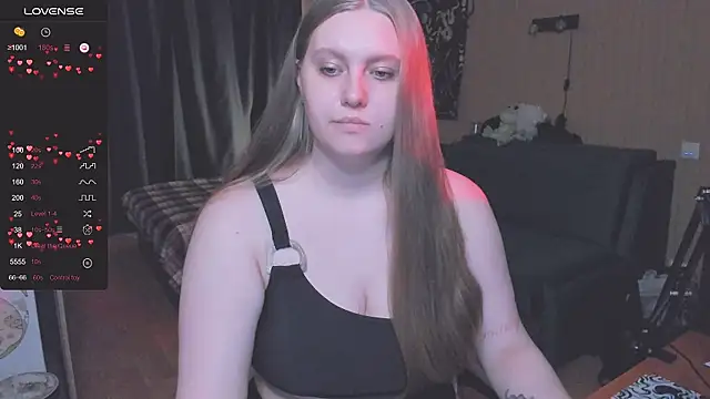 Alice Dreamgirl  online show from September 29, 9:05 am