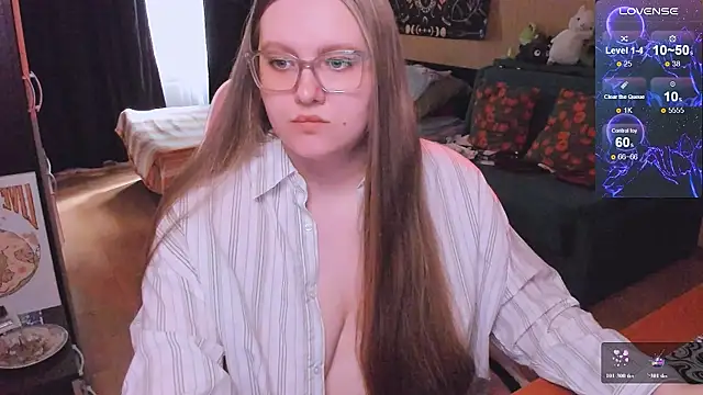 Snapshot of Alice_Dreamgirl_ chatting on July 3, 12:22 pm Alice Dreamgirl online show from July 3, 12:22 pm