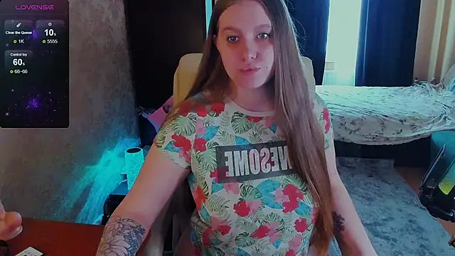 Snapshot of Alice_Dreamgirl_ chatting on February 18, 12:17 pm Alice Dreamgirl online show from February 18, 12:17 pm