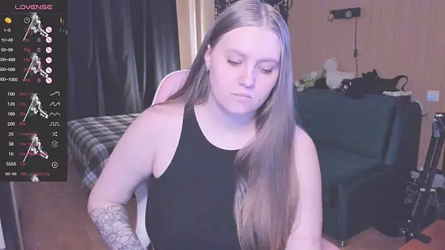 Alice Dreamgirl  online show from October 17, 11:56 am