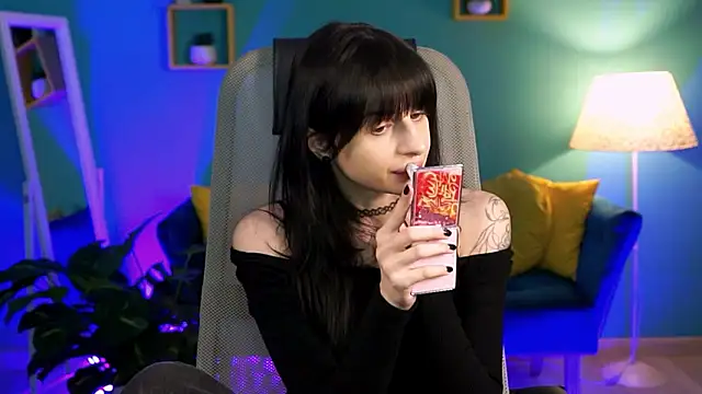 JadeCastle  online show from March 10, 4:33 pm