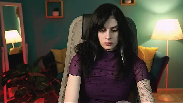 JadeCastle  online show from April 4, 5:52 pm