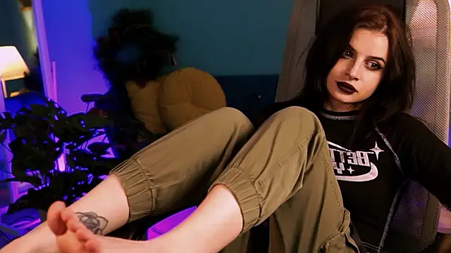 JadeCastle  online show from January 31, 7:45 pm