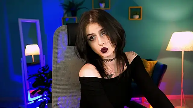 JadeCastle  online show from December 13, 8:04 pm