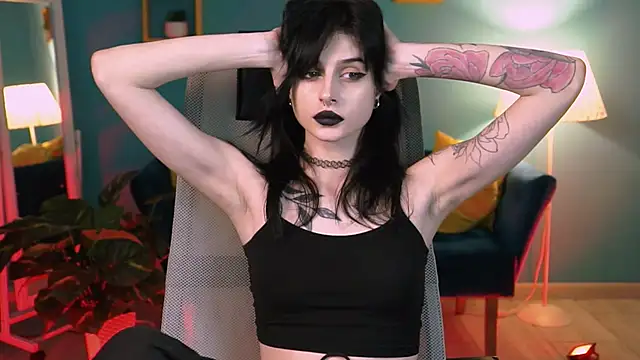 JadeCastle  online show from April 3, 6:25 pm