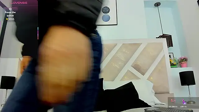 hotmature1 online show from March 29, 10:50 am