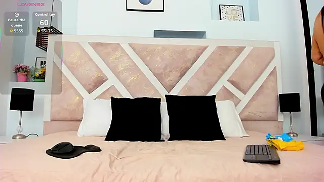 hotmature1 online show from March 14, 11:16 am